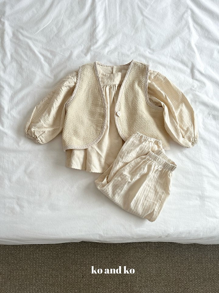 Little Foxx – Toy Vest