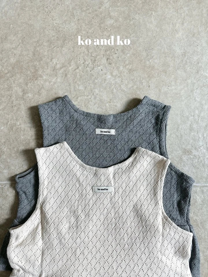 Little Foxx – Knit Shirring Top