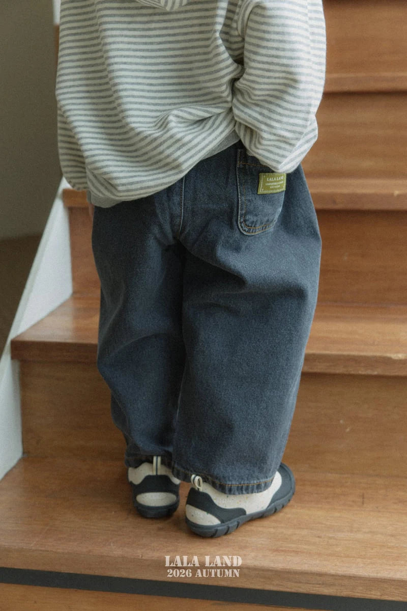 Little Foxx – Wide Curved Denim Pants