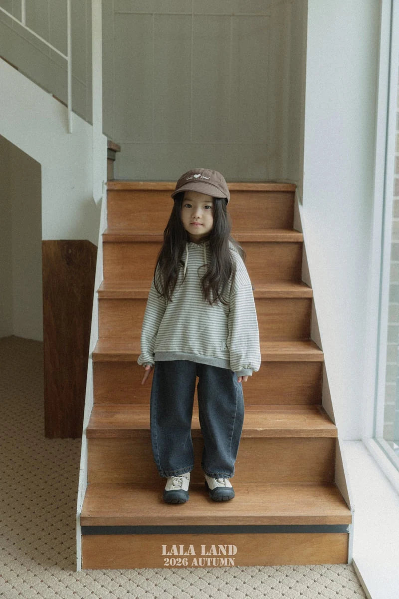 Little Foxx – Wide Curved Denim Pants