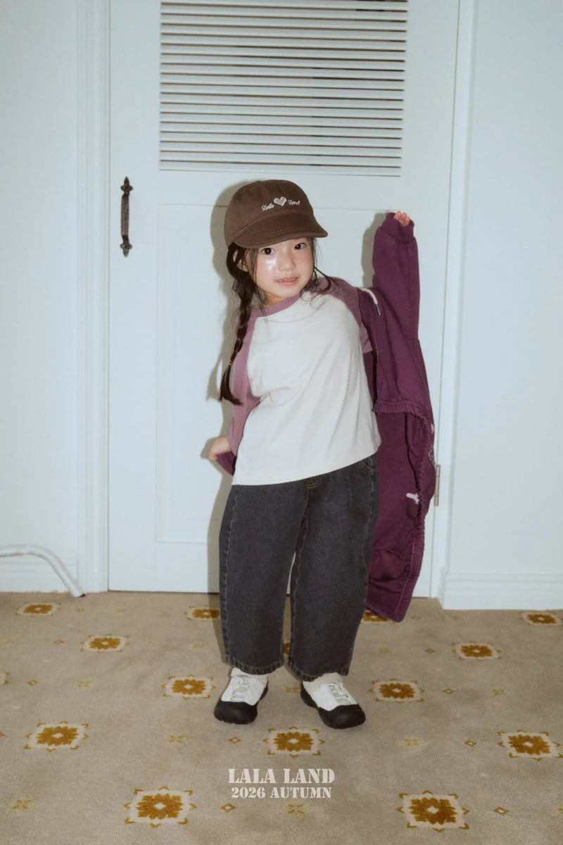 Little Foxx – Wide Curved Denim Pants