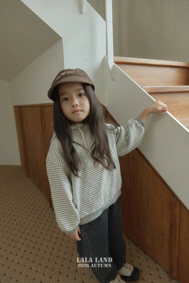 Little Foxx – Momo Hood Tee