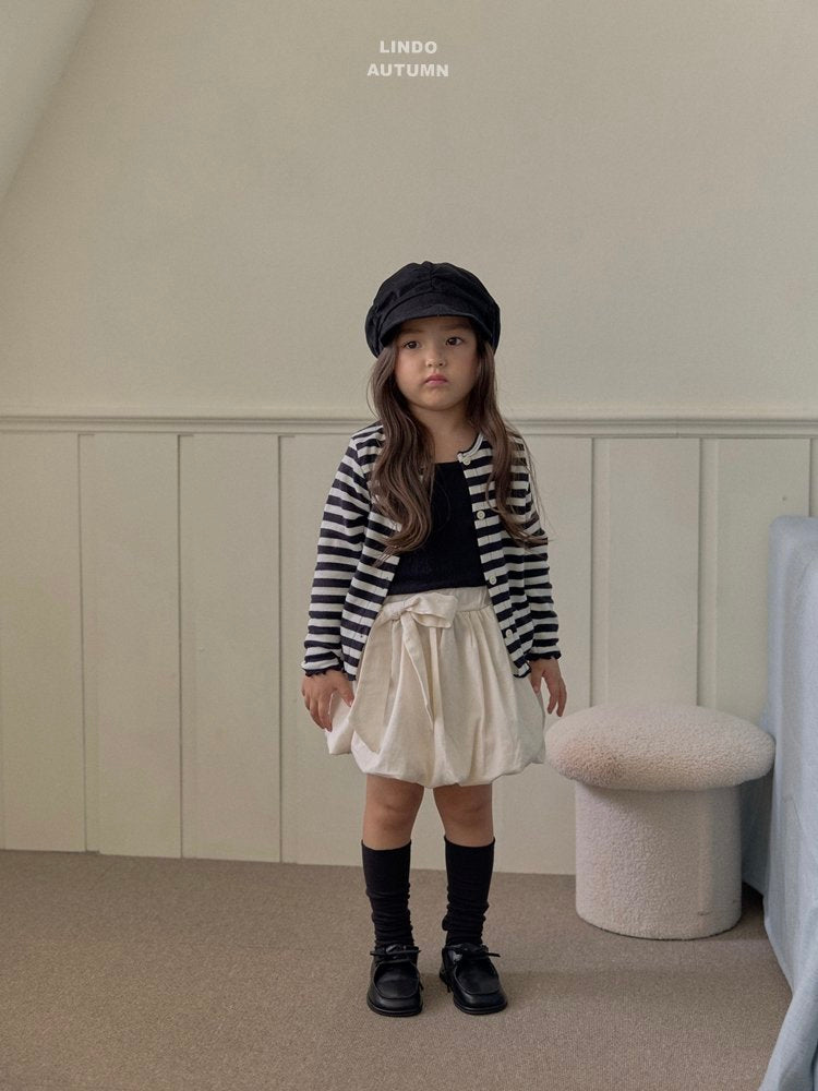 Little Foxx – Pompom Sleeveless Cardigan Set