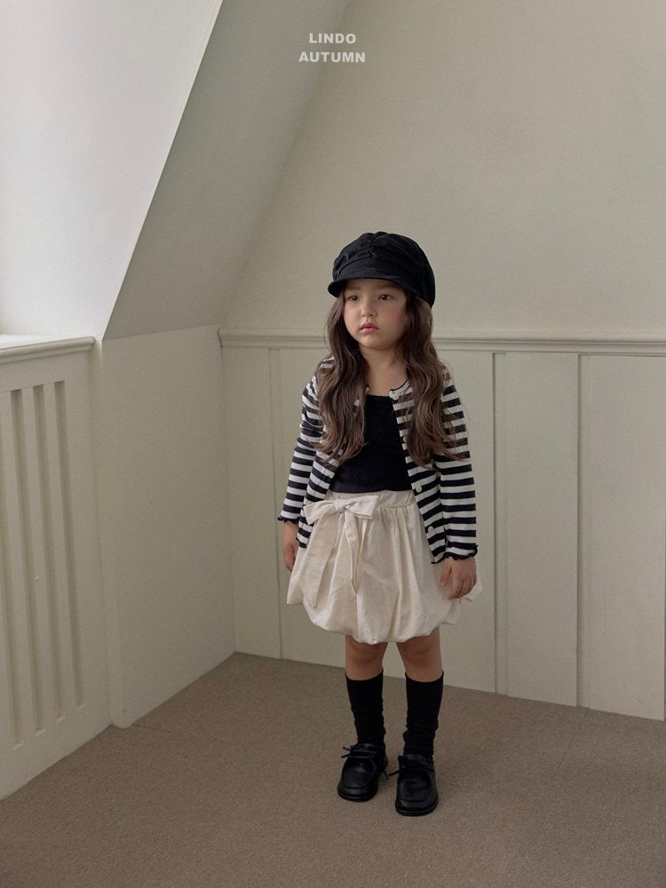 Little Foxx – Pompom Sleeveless Cardigan Set