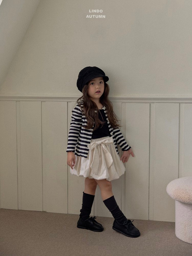 Little Foxx – Pompom Sleeveless Cardigan Set