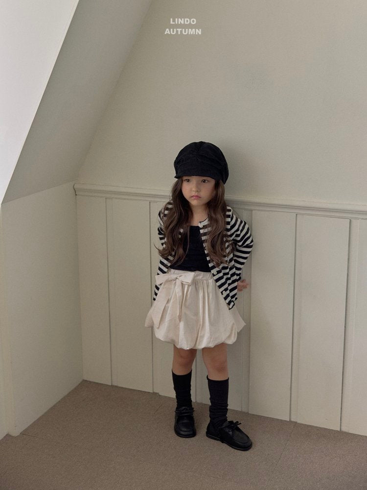 Little Foxx – Pompom Sleeveless Cardigan Set