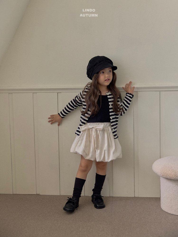 Little Foxx – Pompom Sleeveless Cardigan Set