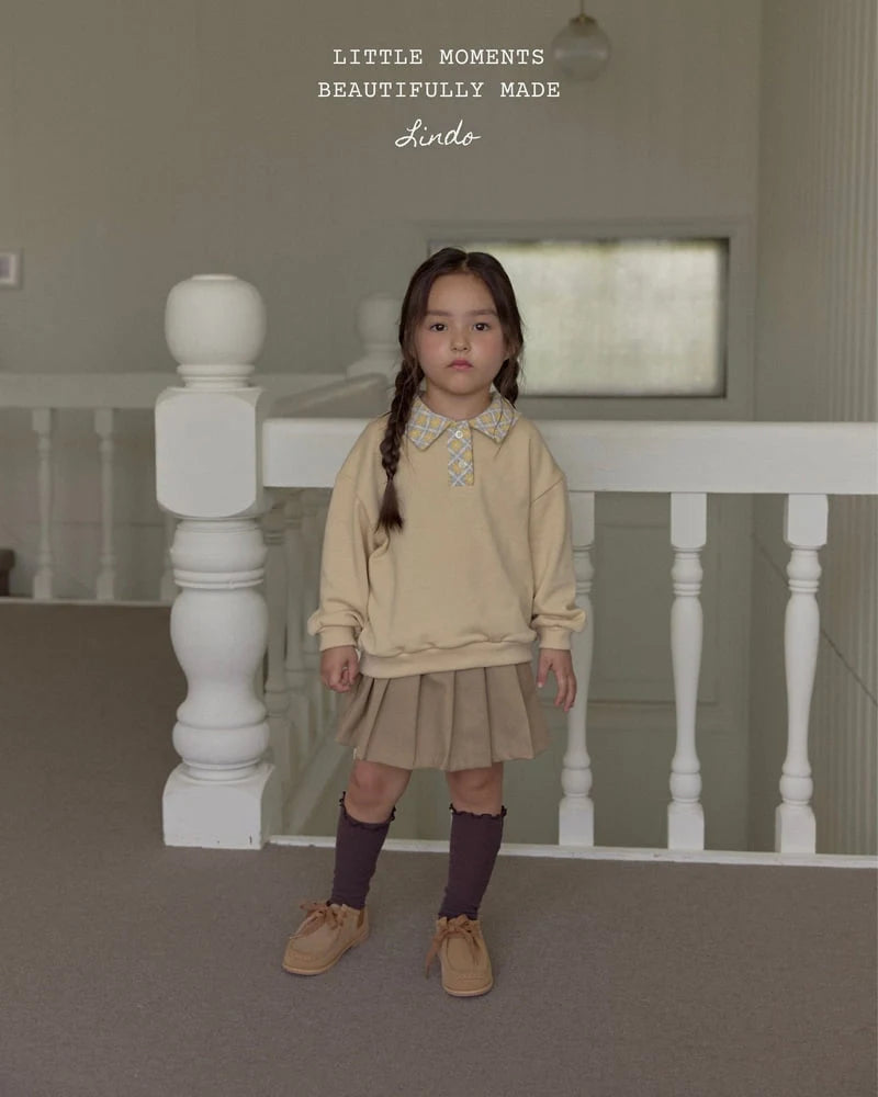 Little Foxx – Flower Collar Sweatshirt