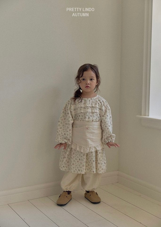 Little Foxx – Tutu Lace Jogger Pants