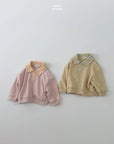 Little Foxx – Floral Collar Sweatshirt