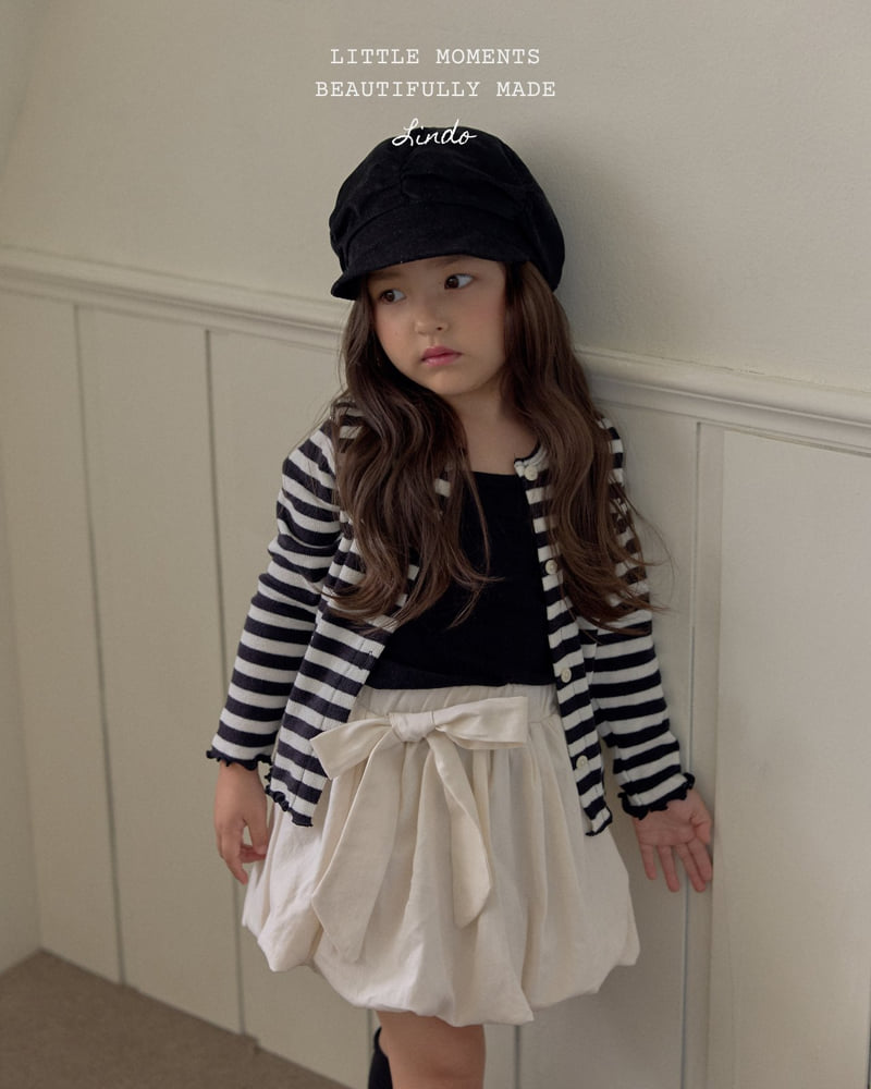 Little Foxx – Pompom Sleeveless Cardigan Set