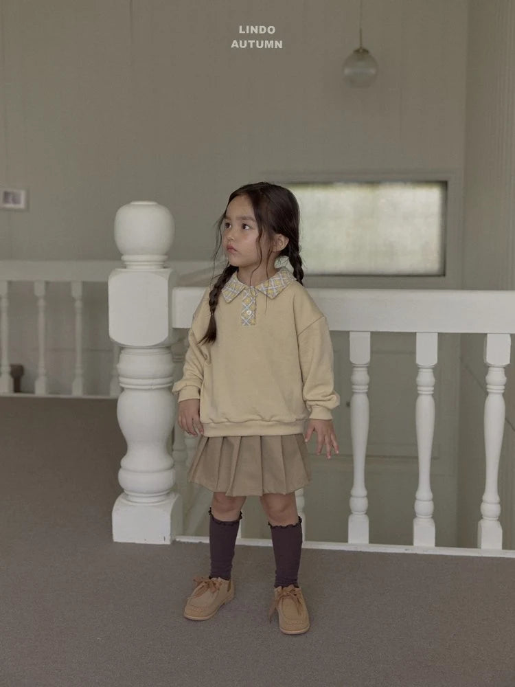 Little Foxx – Flower Collar Sweatshirt