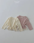 Little Foxx – Single Lace Ruffle Tee