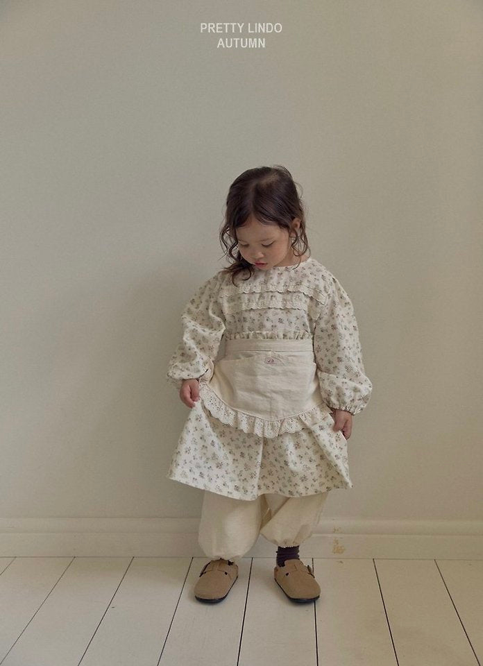 Little Foxx – Tutu Lace Jogger Pants