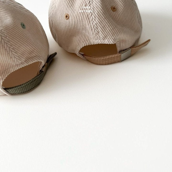Little Foxx – Golden Ball Cap