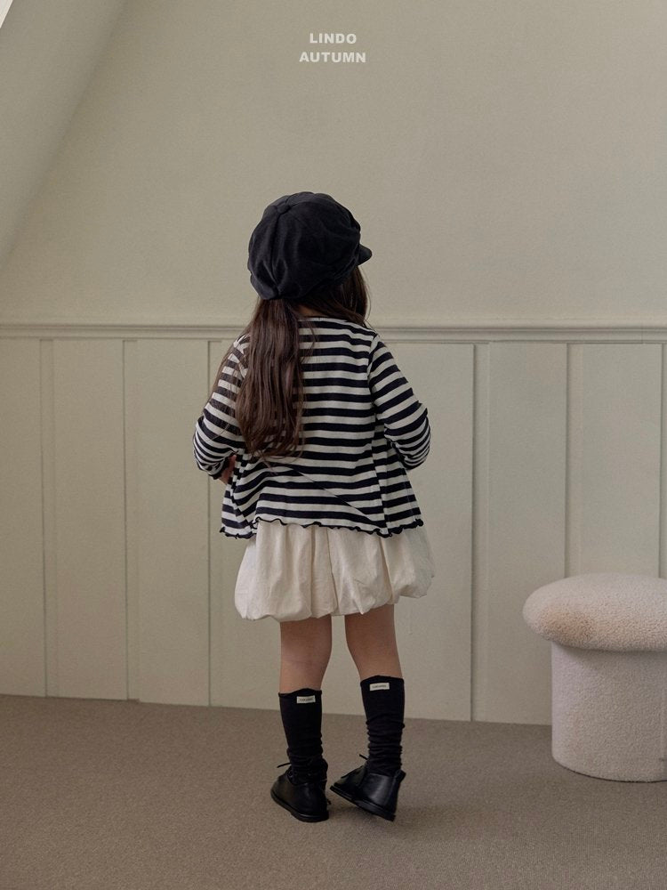 Little Foxx – Pompom Sleeveless Cardigan Set