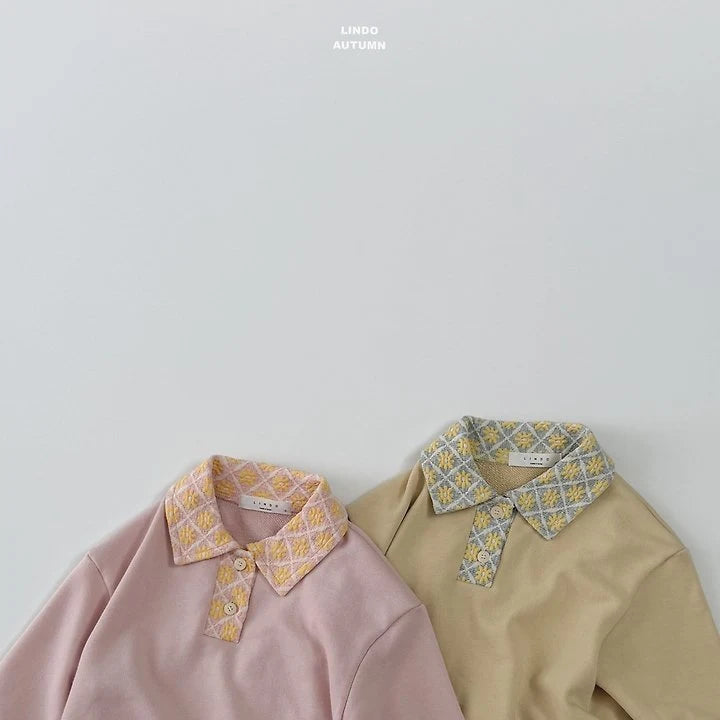 Little Foxx – Floral Collar Sweatshirt