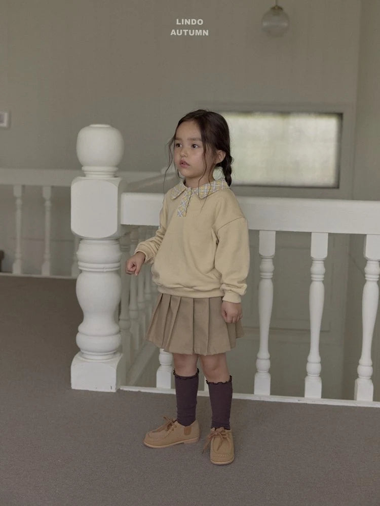 Little Foxx – Flower Collar Sweatshirt