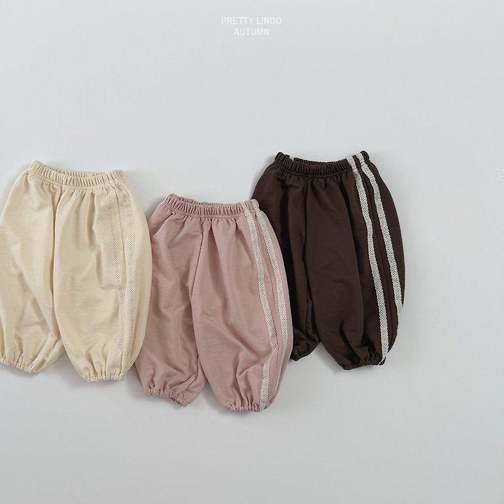 Little Foxx – Tutu Lace Jogger Pants