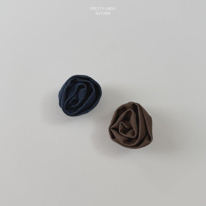 Little Foxx – Flower Brooch