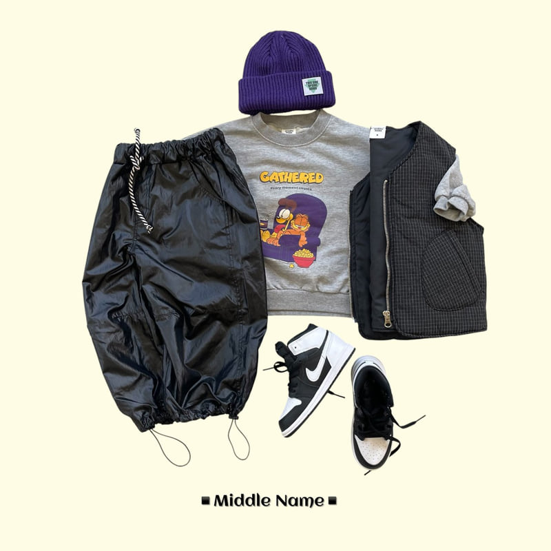Little Foxx – Pigment Graphic Sweatshirts
