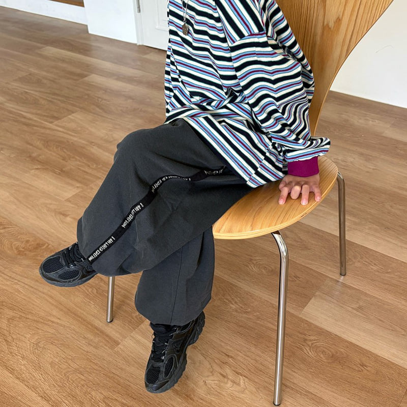Little Foxx – Pigment Tape Jogger Pants