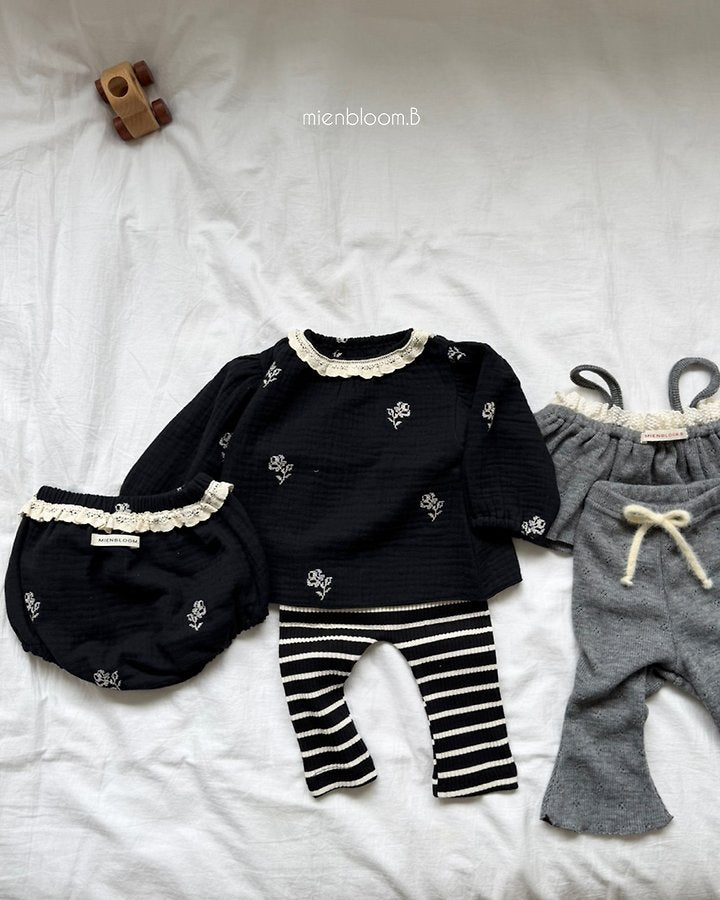Little Foxx – Bebe Rose Embroidered Bloomers