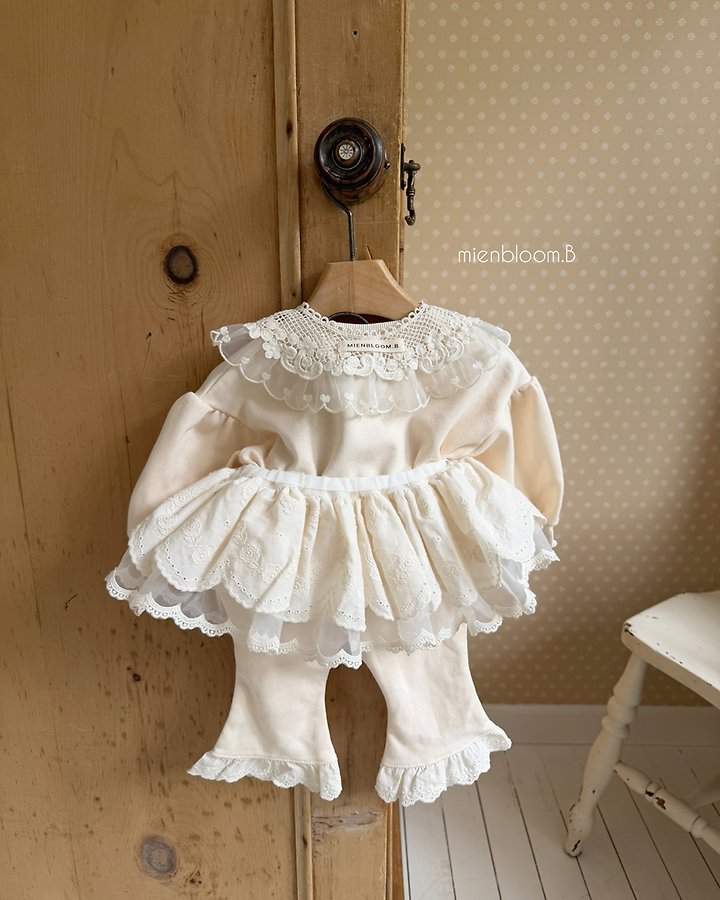 Little Foxx – Bebe Heart Sweatshirt