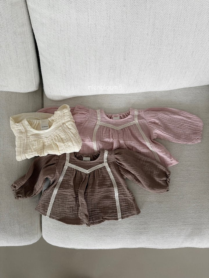 Little Foxx – Bebe Renee Blouse