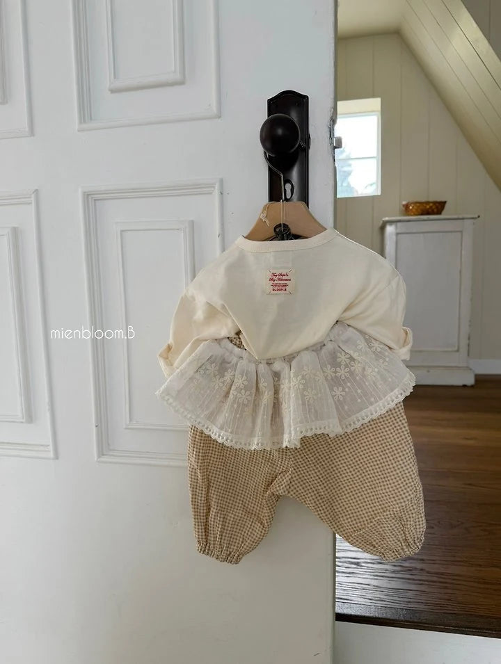 Little Foxx – Bebe Check Jogger Pants