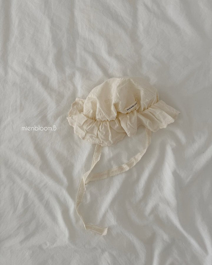 Little Foxx – Bebe Star Lace Hat