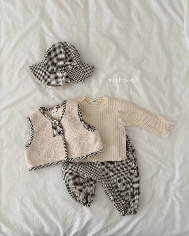 Little Foxx – Bebe Check Jogger Pants