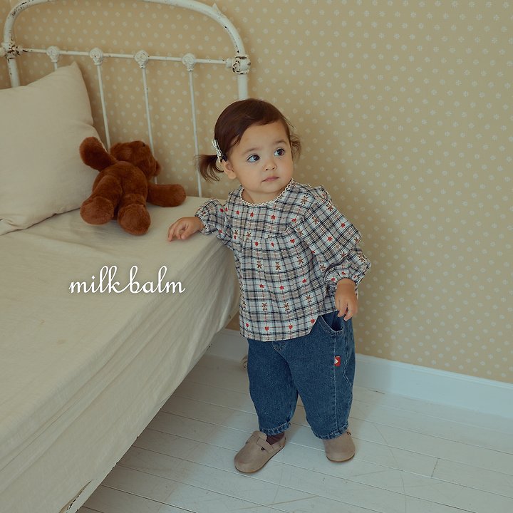 Little Foxx – Check Bear Blouse