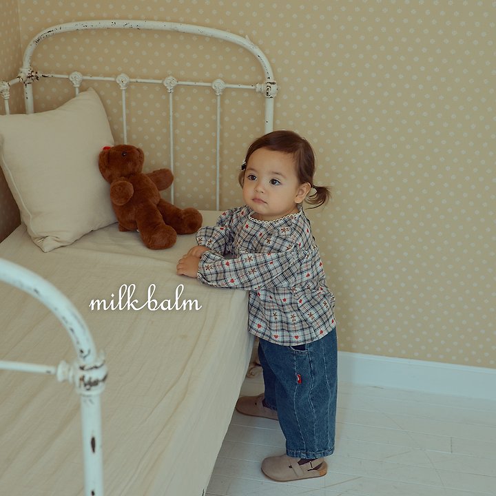 Little Foxx – Check Bear Blouse