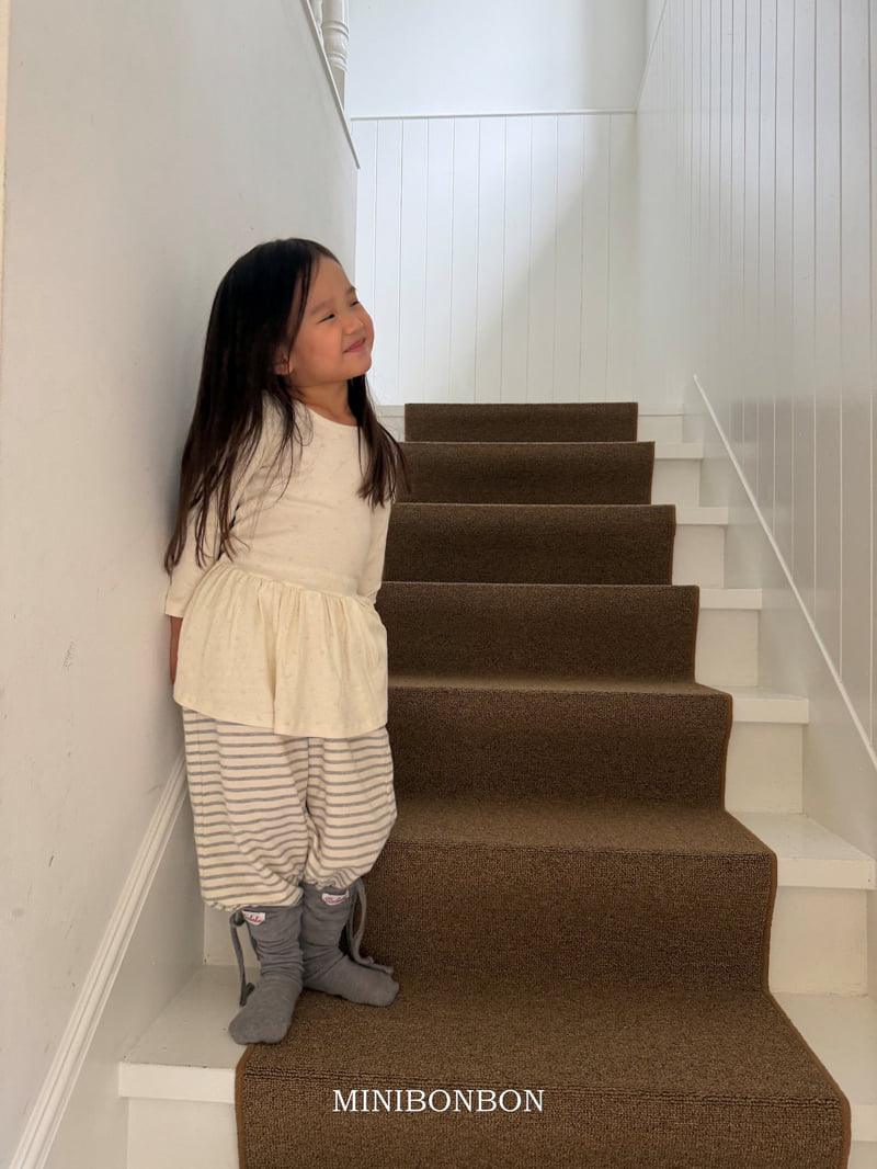 Little Foxx – String Knee Socks
