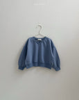 Little Foxx – Low V-Neck Sweatshirt