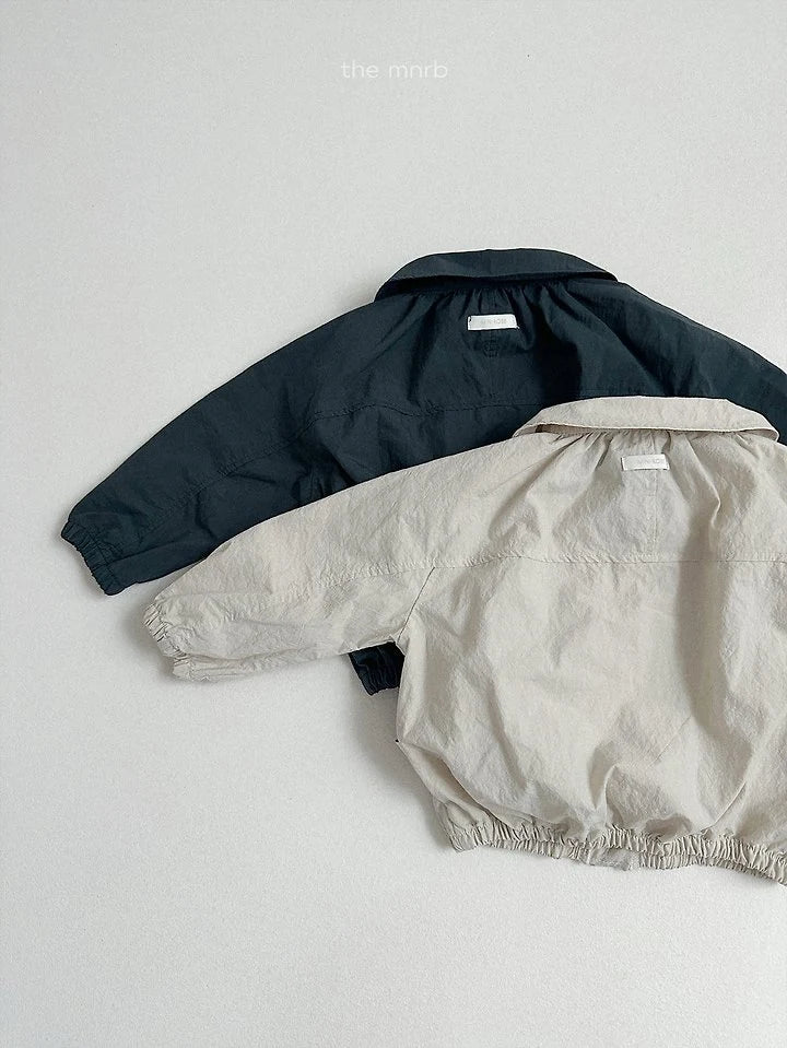 Little Foxx – Ruffle Short Trench Coat
