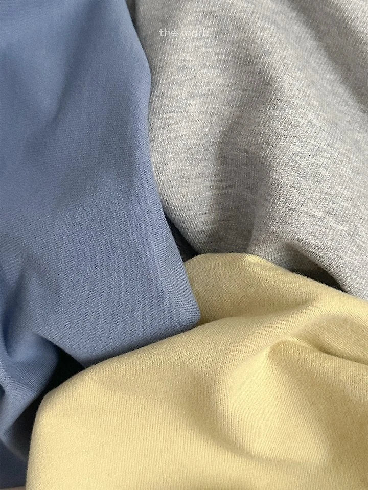 Little Foxx – Low V-Neck Sweatshirt