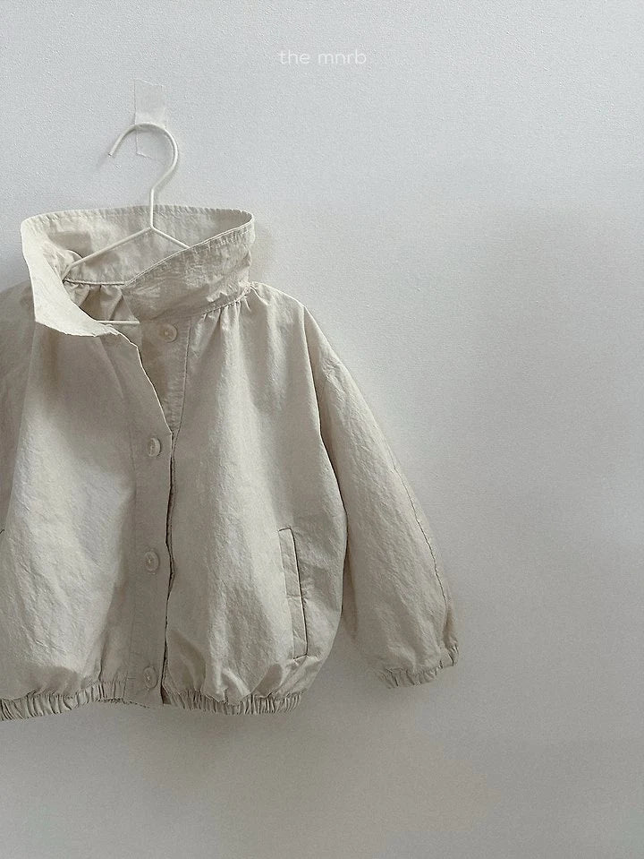 Little Foxx – Ruffle Short Trench Coat