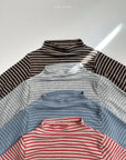 Little Foxx – Merry Mock Neck Tee