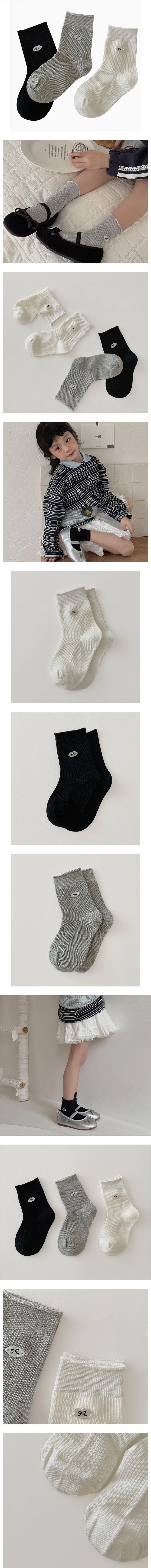 Little Foxx – Point Ribbon Button Socks