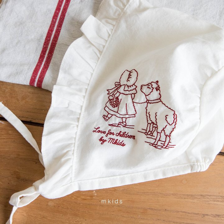 Little Foxx – Bonnie Bonnet