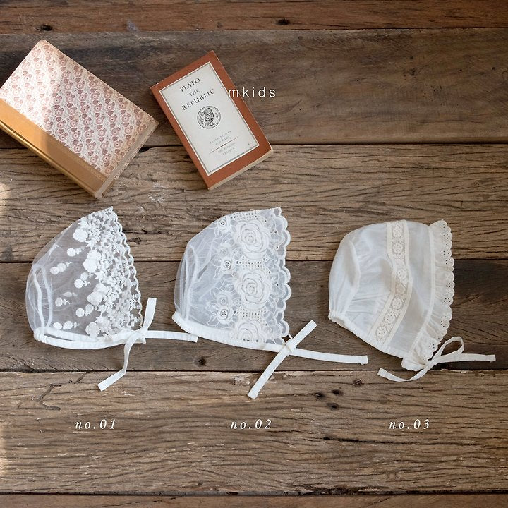 Little Foxx – Rosette Bonnet