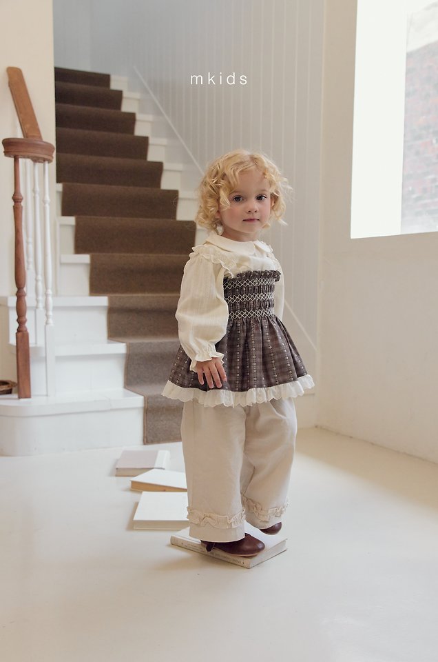 Little Foxx – Belle Smocked Blouse