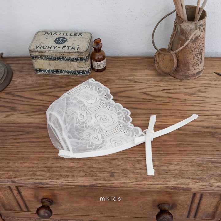 Little Foxx – Rosette Bonnet