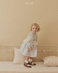 Little Foxx – Floral Lace Socks