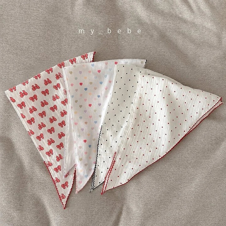 Little Foxx – Pintuck Bonnet