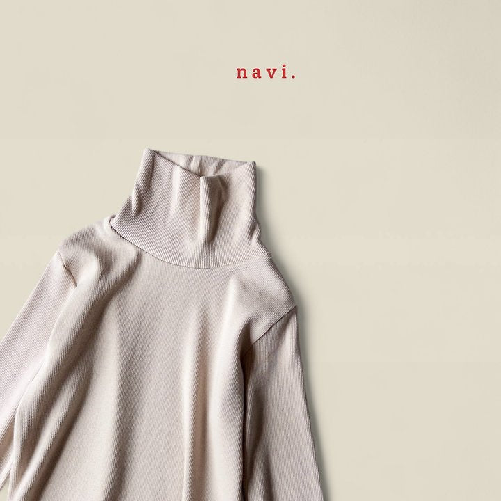Little Foxx – Mild Mock Neck Tee