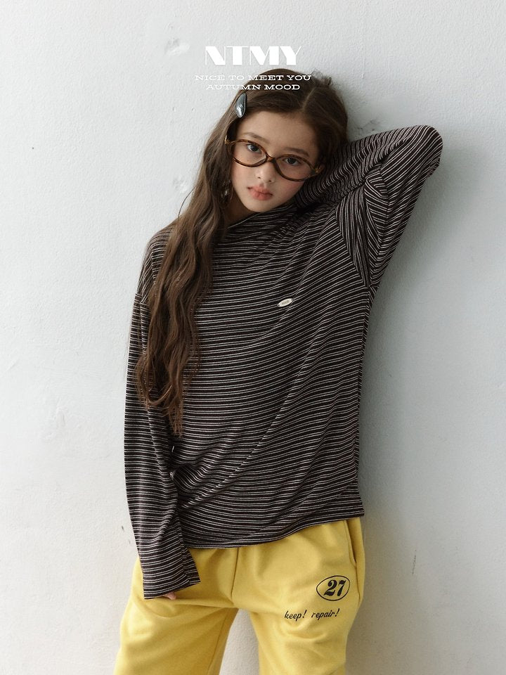 Little Foxx – Latte Turtleneck Tee