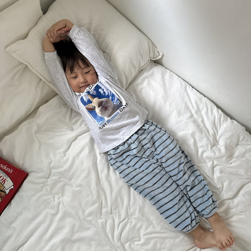 Little Foxx – Flying Rabbit Long Sleeve Tee